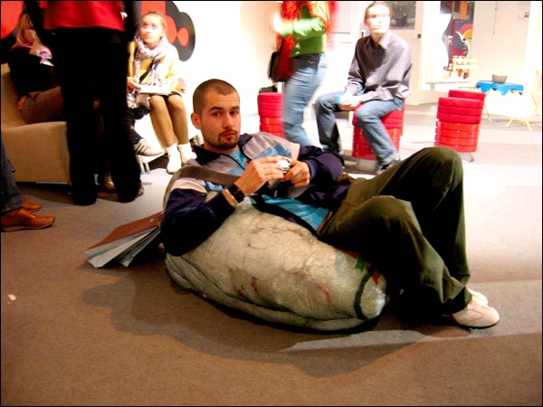 młodzi polscy projektanci wobec konsumpcji